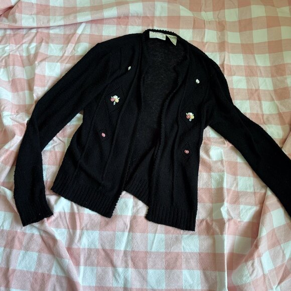 Vintage Black Cardigan with Embroidered Floral Design - Picture 7 of 10